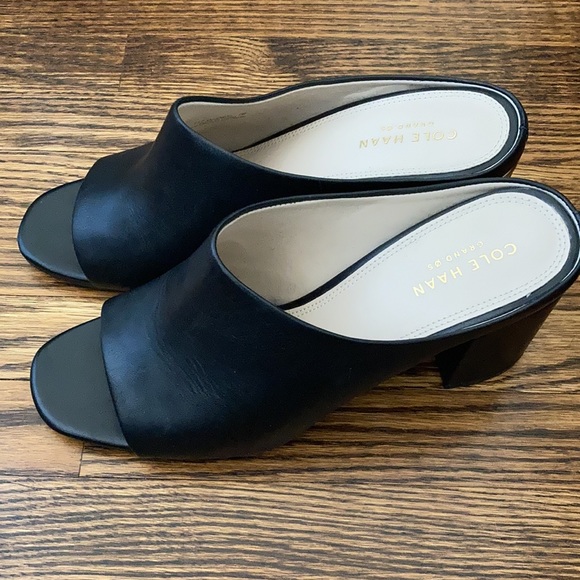 Cole Haan Black Leather 'Laree' Block Heel Open Toe Mules Size 7 - Picture 5 of 7